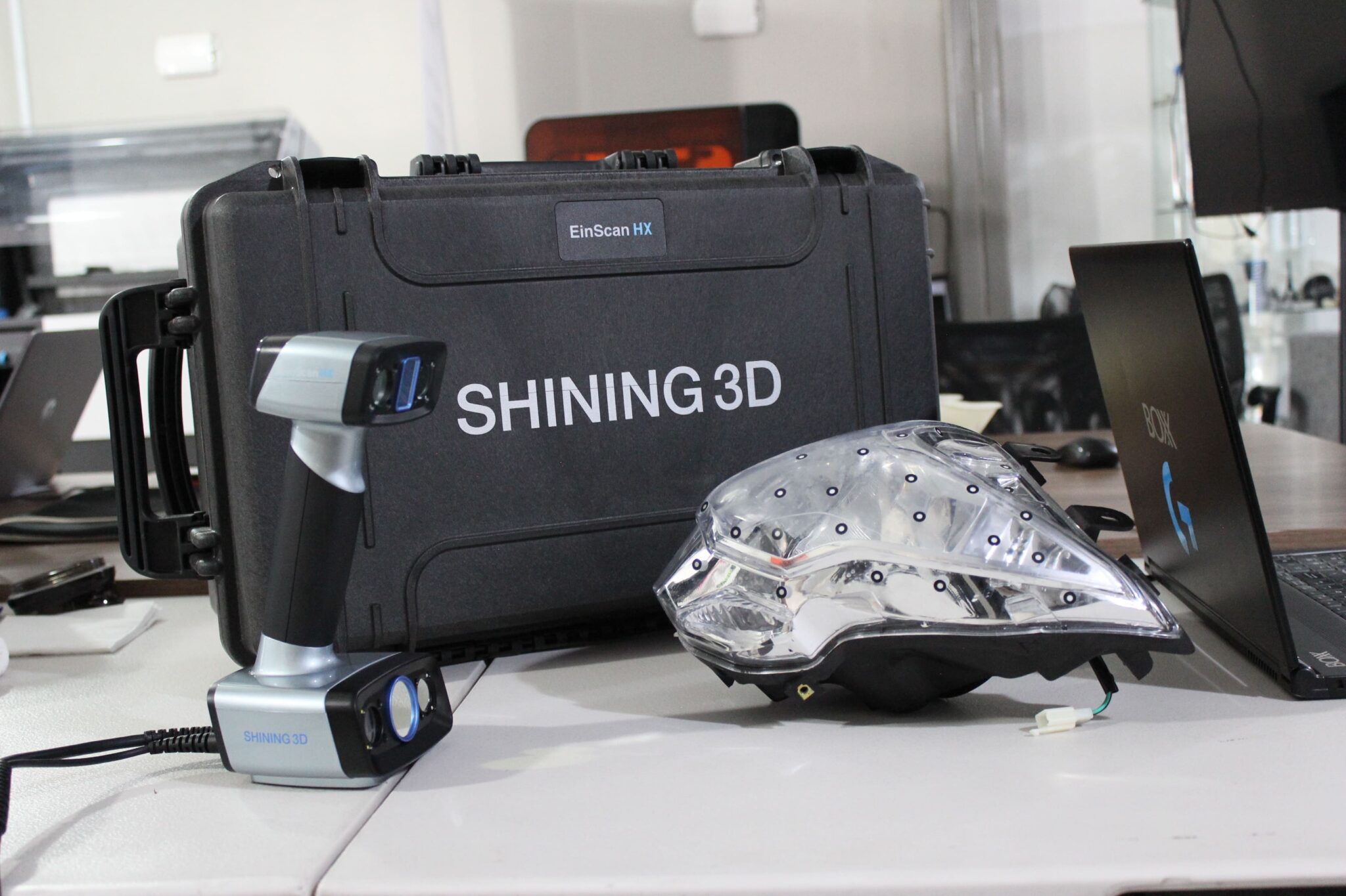 escaner-laser-shining-3d-einscan-hx